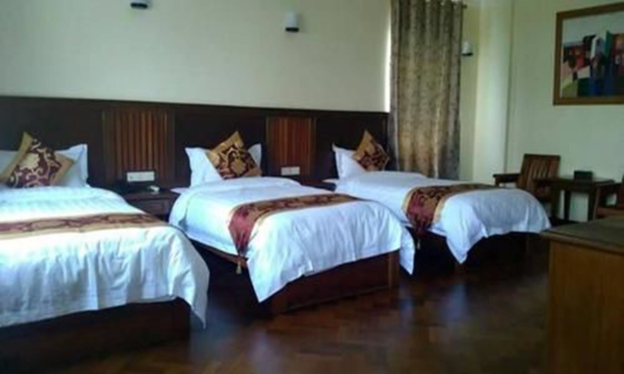 The Home Hotel Mandalay Luaran gambar